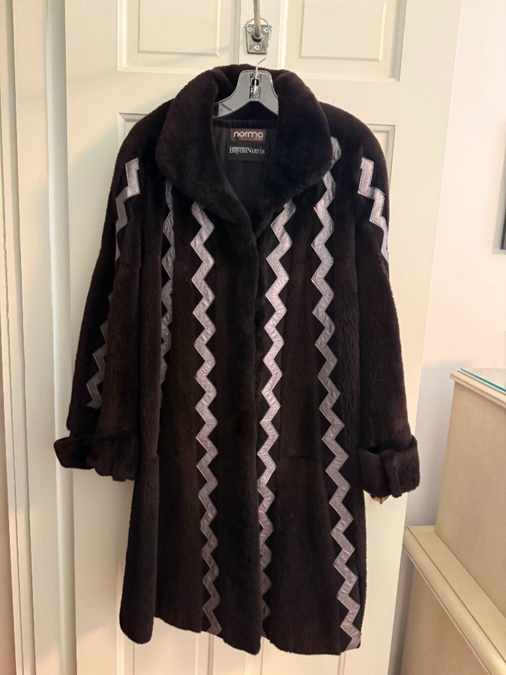 Vintage Norma Canada Bayou Nutria Real Fur Coat Statement Zigzag